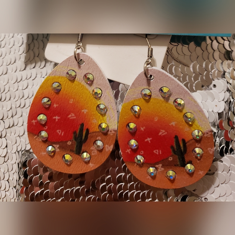 Wooden sunset earrings